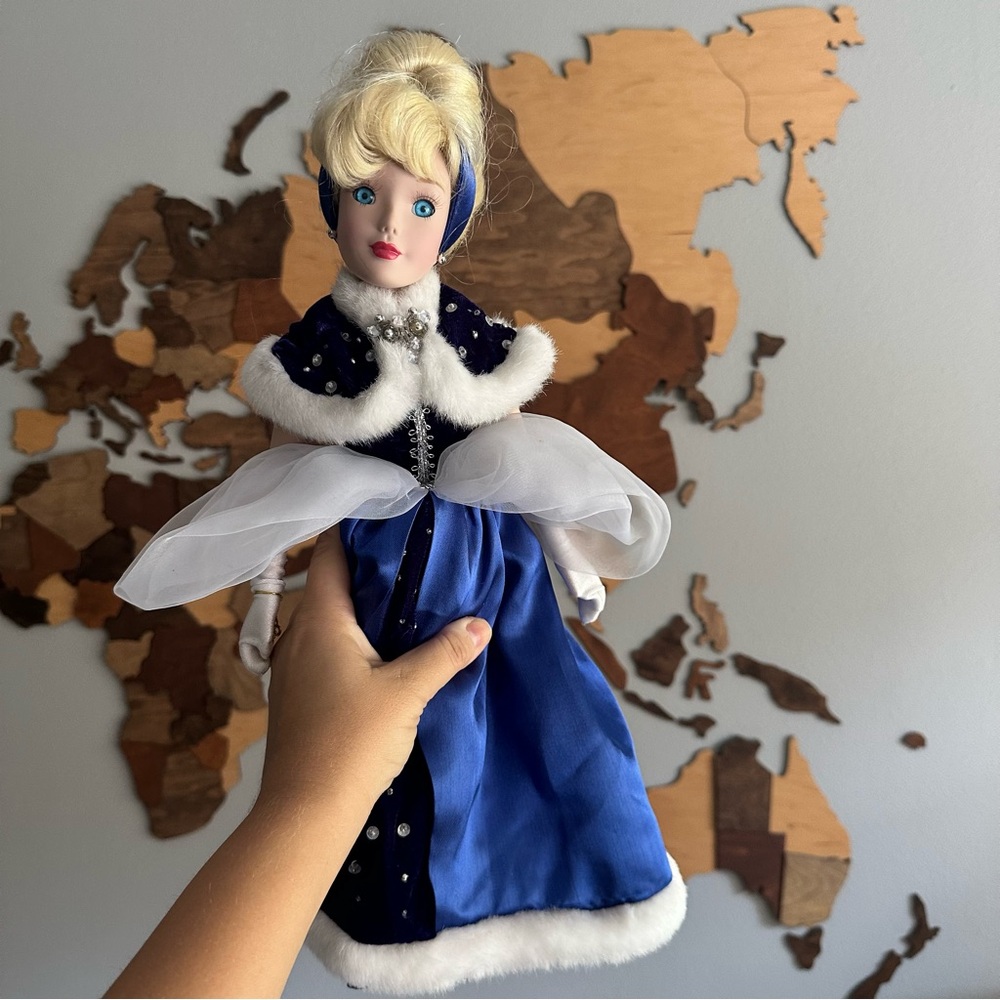 Disney Brass Key Winter Cinderella Porcelain Collectible Doll